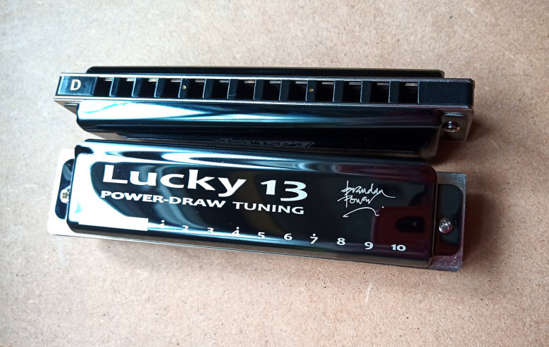 Lucky 13 bass blues harmonica